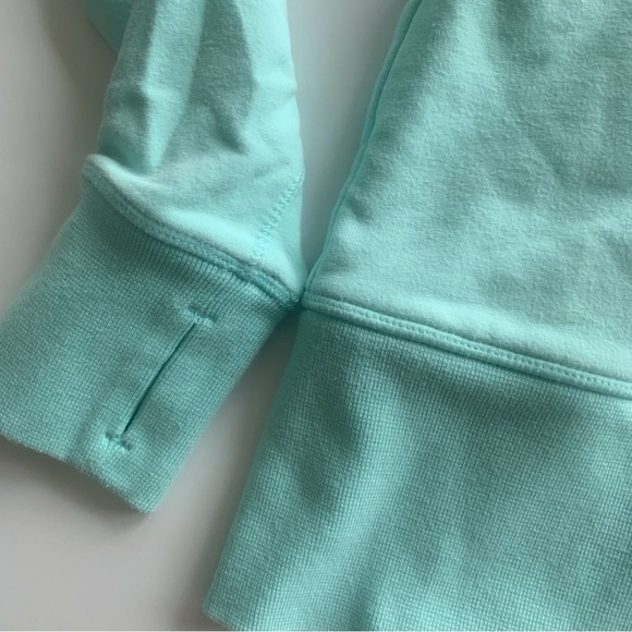 Kirkland Women French Terry hooded Jacket fits size Small - Picture 5 of 6